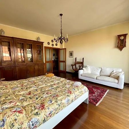 Casa Mora *